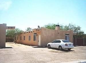 3rd image of 3131 E Monte Vista Dr