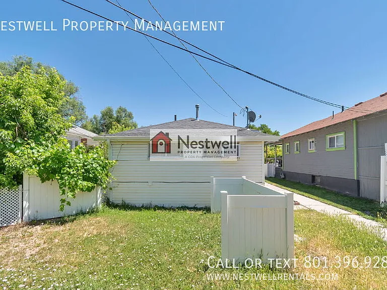 2308 S Green St — Photo 20