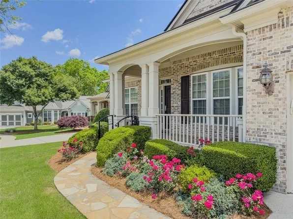6416 Hickory Springs Cir, Hoschton, GA 30548
