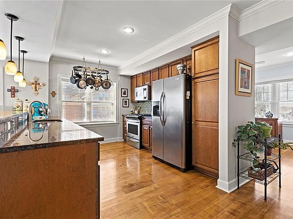 3rd image of 506 E 44th St Suite 300