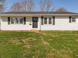 613 S Lafayette St, Millstadt, IL