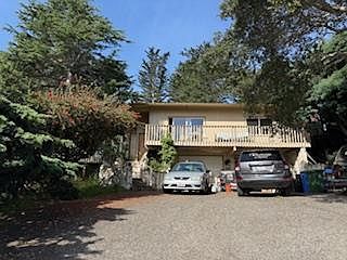 2nd image of 457 Via Del Rey