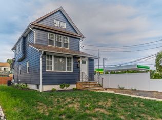 5 Carpenter Pl, Cranford, NJ 07016