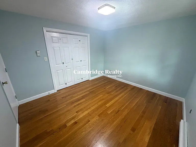 90-92 Sylvia St #2 — Photo 11