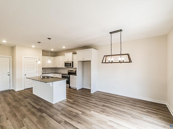 5th image of 149 Flintlock Way