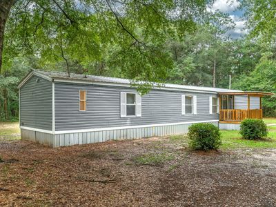 1108 Country Living Rd, Baker, FL, 32531