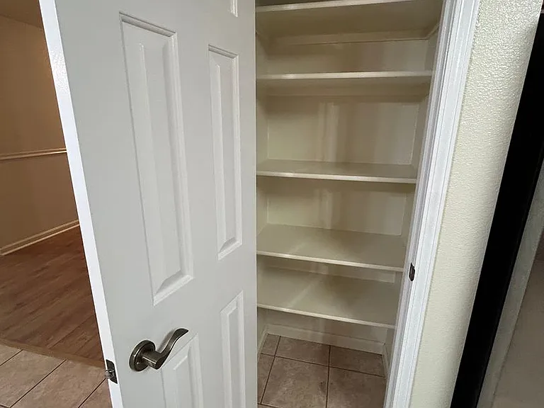 3190 Driftstone Dr — Photo 10