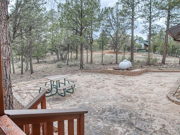3rd image of 2881 Lodgepole Rd