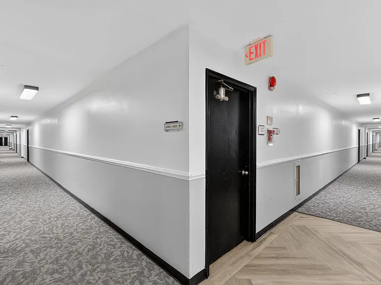 Welcome to The Jefferson, an Eagle Rock Community, where modern comfort meets contemporary design. Enjoy stylish living spaces and convenient amenities just steps away. Embrace your new lifestyle today and schedule a visit to see it for yourself!