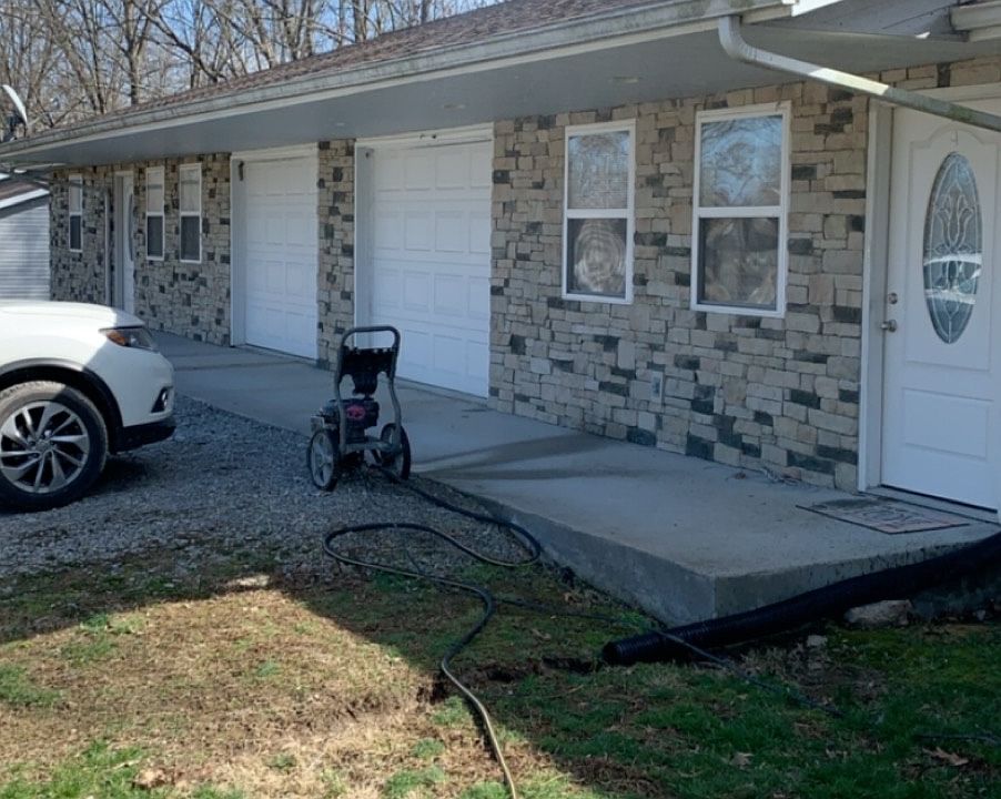 1st image of 100 Sunset Cannons Ln #1