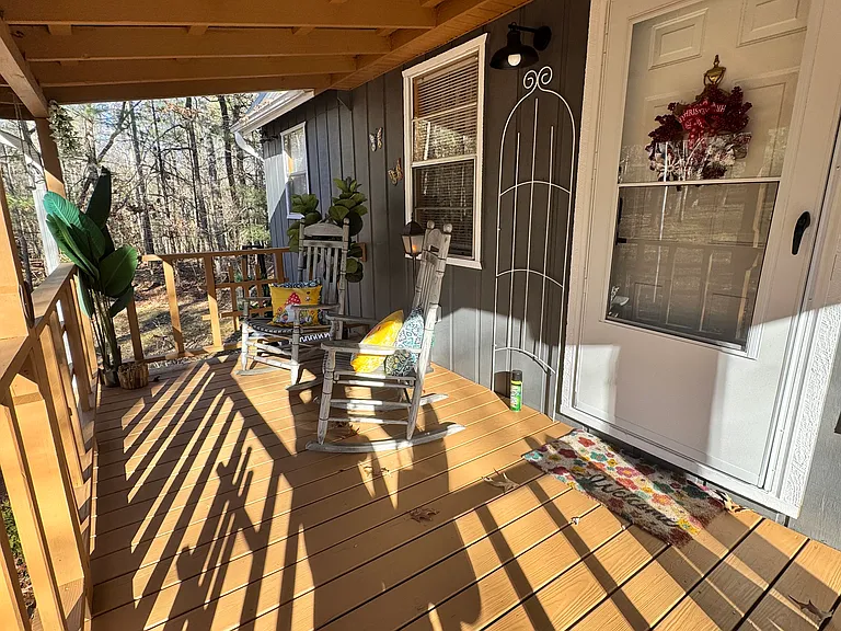Honaker Rd — Photo 10