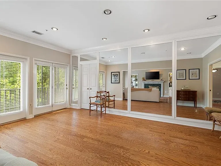 28317 Plantation Dr NE — Photo 4