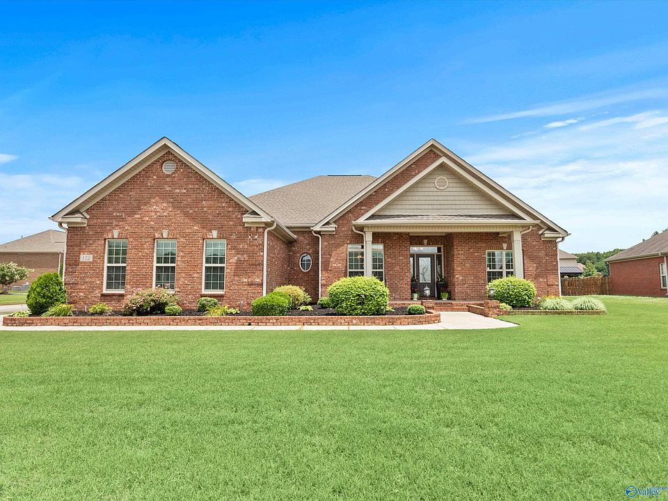 1st image of 112 Brooklyn Ct