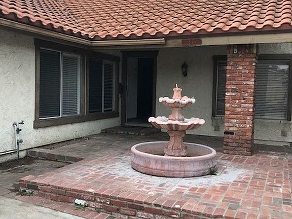 3rd image of 1844 E Woodgate Dr