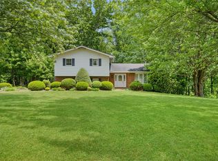 338 Hellein School Rd, Acme, PA 15610