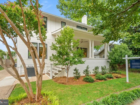2504 Leslie Ave, Alexandria, VA 22301