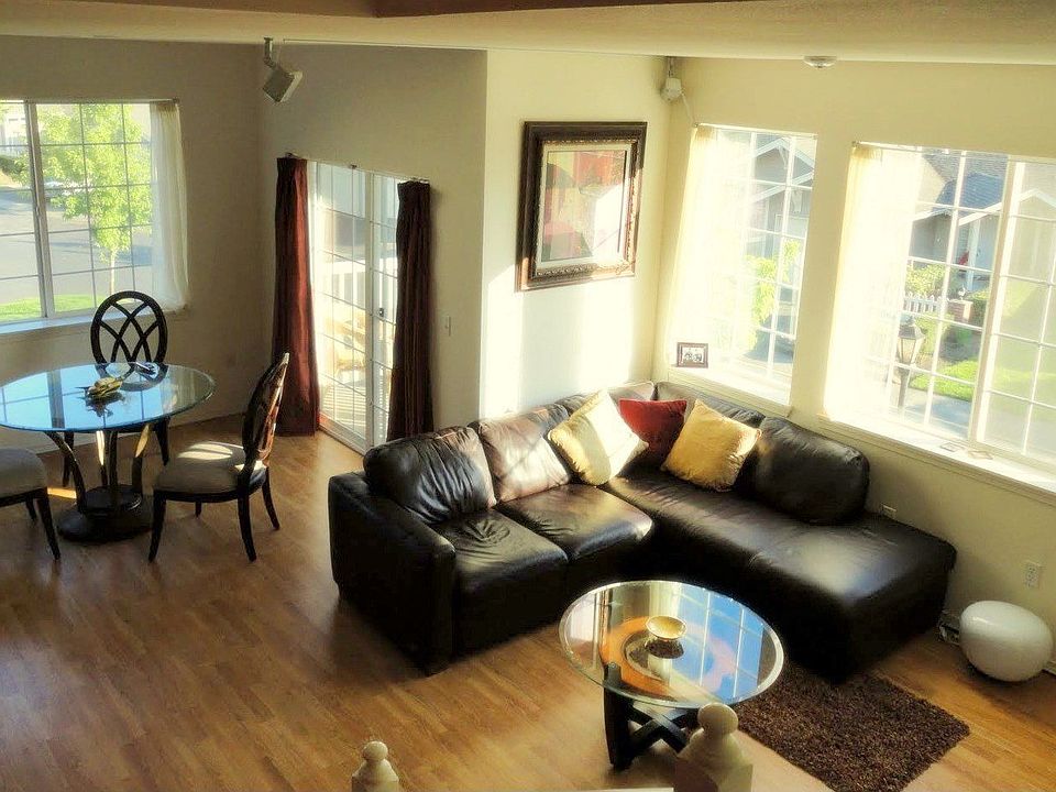1st image of 18622 NE 55th Way #Ii18622