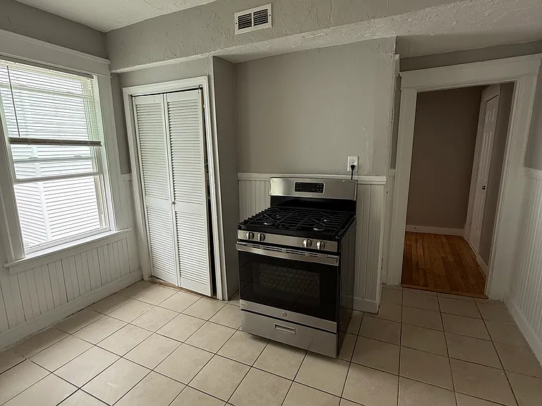 4 Irene St #2 — Photo 13