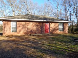 424 Morrow Dr, West Point, MS 39773