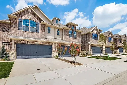 2789 Majesty Dr Photo 1