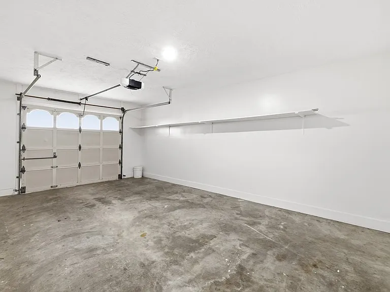 301 N Manor Dr #B — Photo 15