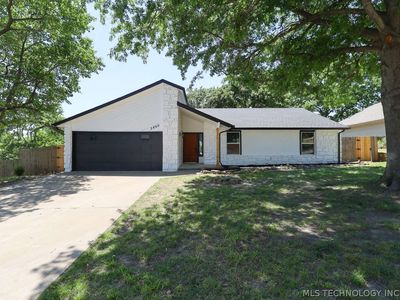 2806 W 70th St, Tulsa, OK, 74132