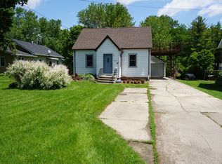 625 1st St, Plum City, WI 54761