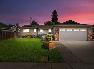2206 Corbin Ln, Lodi, CA 95242