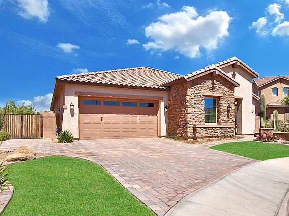 3rd image of 4024 S Camellia Dr