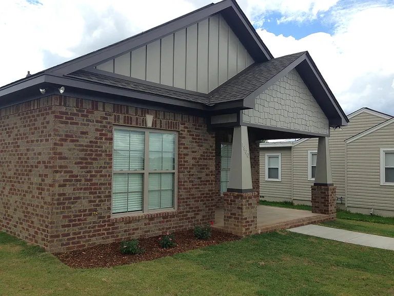Covered front porch.