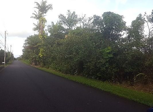 2nd image of Oneloa St Lot 12
