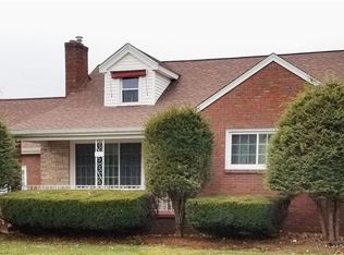 500 Sycamore Dr, Campbell, OH