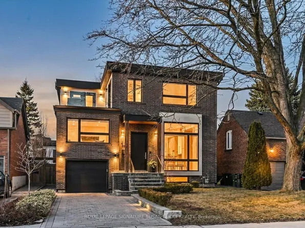 18 Ferris Rd, Toronto, ON M4B 1G1