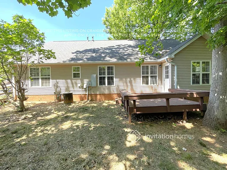 6022 Country Walk Dr — Photo 14