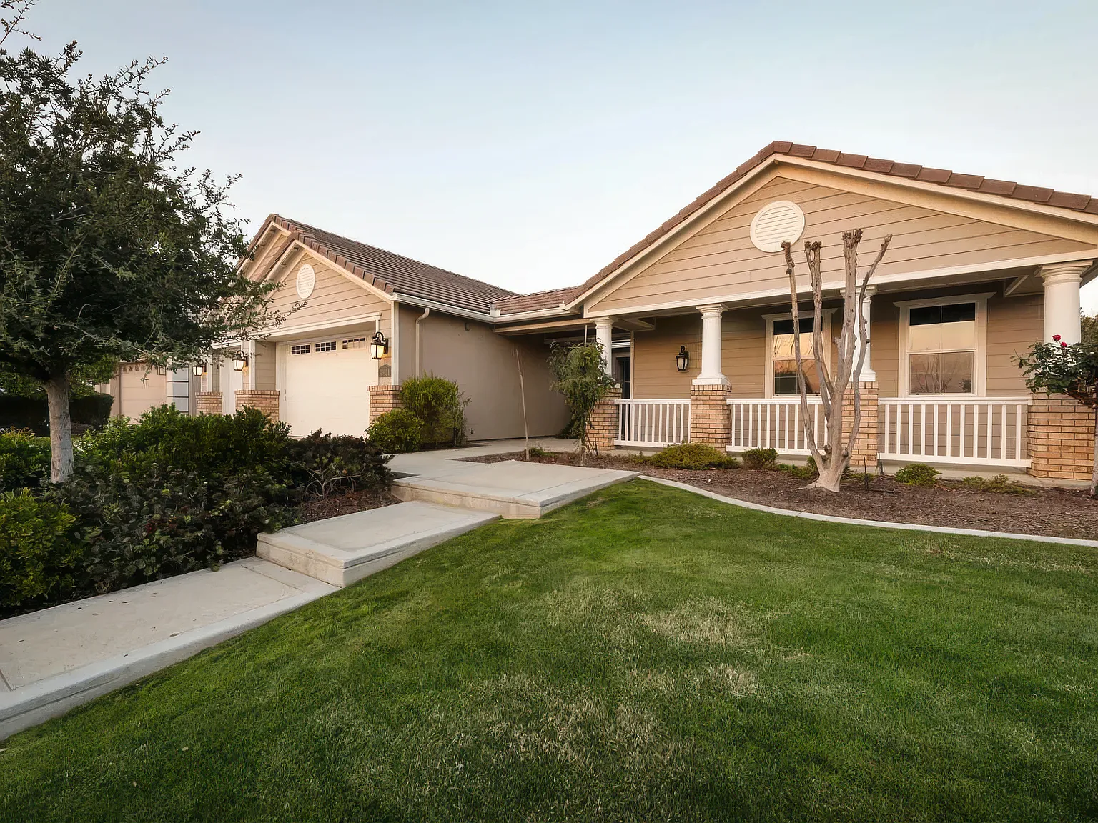 5 bed, 2978 sqft, $4,200 — Photo 4