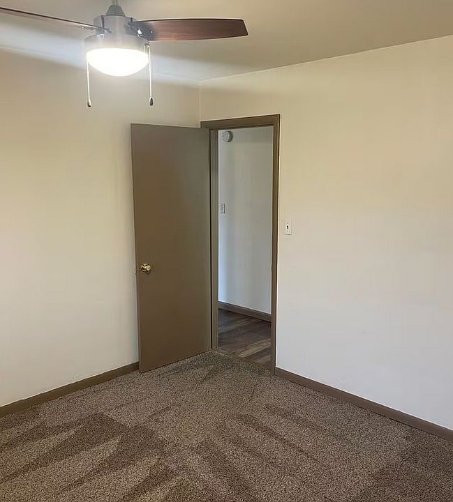 1st image of 4003 9th St