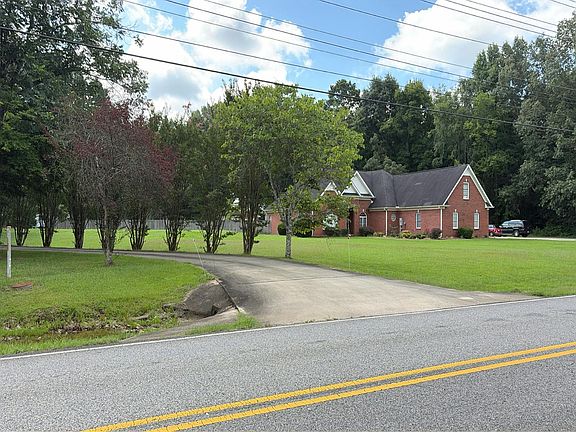 3rd image of 3037 Old Moulton Rd SW