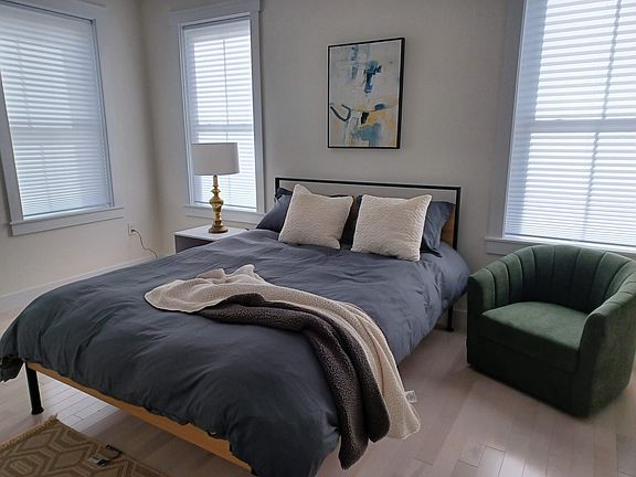 4th image of 25 Prescott Ave
