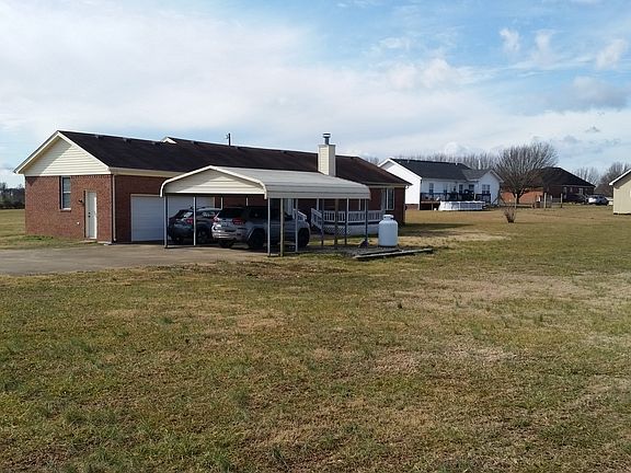 2nd image of 570 Cook Rd