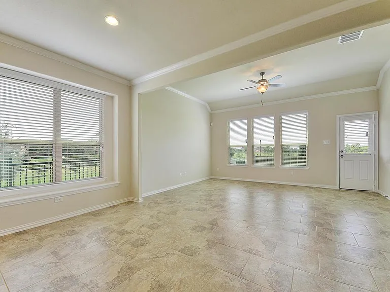 2617 Creeping Vine Ct — Photo 5