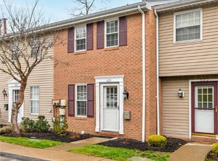 625 Newton Sq, Coraopolis, PA 15108