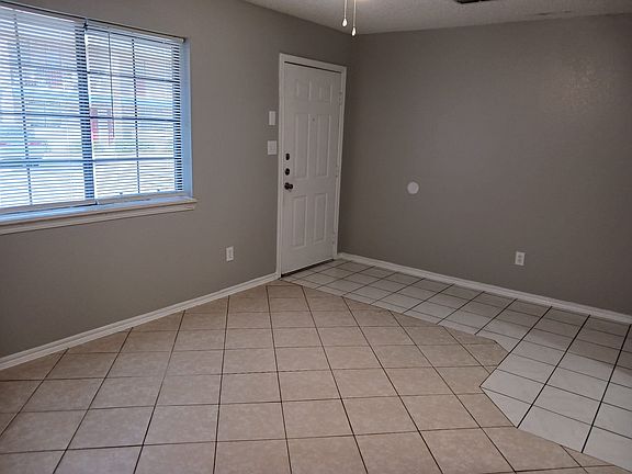 2nd image of 2202 W Elisa Ln #4