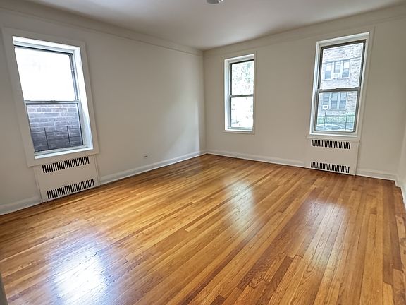 5th image of 9216 Whitney Ave APT 110