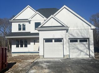 5 Clifton St, Attleboro, MA 02703