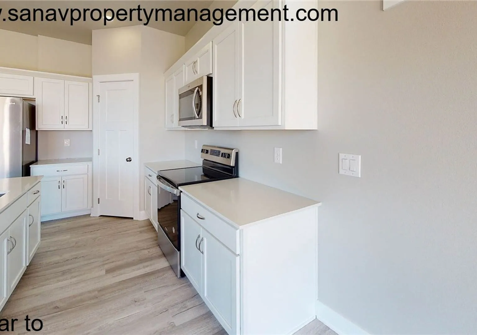 Beautiful 4 Bed Ranch Home w/ fully finished basement in Prime Ankeny Location! — Photo 3