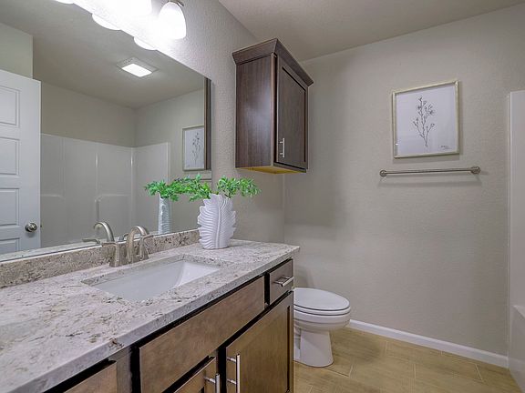 Rebecca 33 Web Or Mls Arise Homes 7510 Mccormick Dr. Shawnee, Ks 33 32