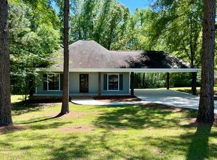 110 Circle Dr, Sumrall, MS 39482