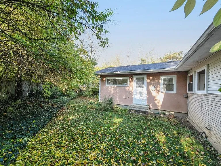 1404 Jorn Ct — Photo 14