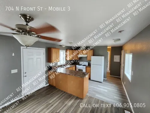 704 N Front St #3 Photo 1