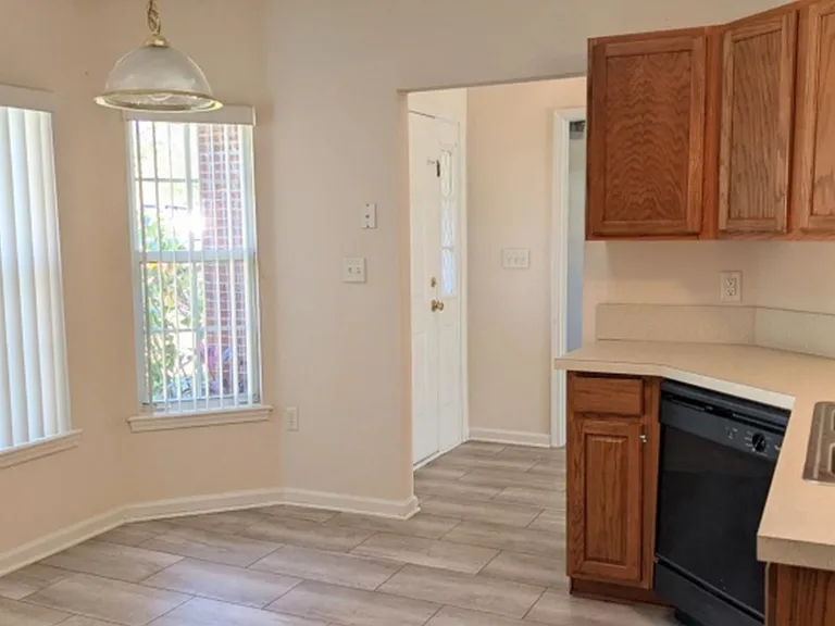 78 Belvedere Ln — Photo 8
